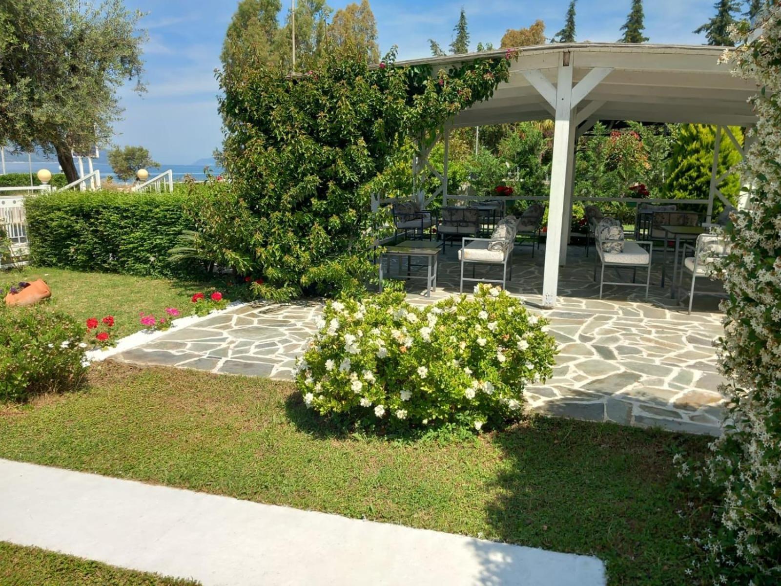 Vlorë Nili Hotel מראה חיצוני תמונה