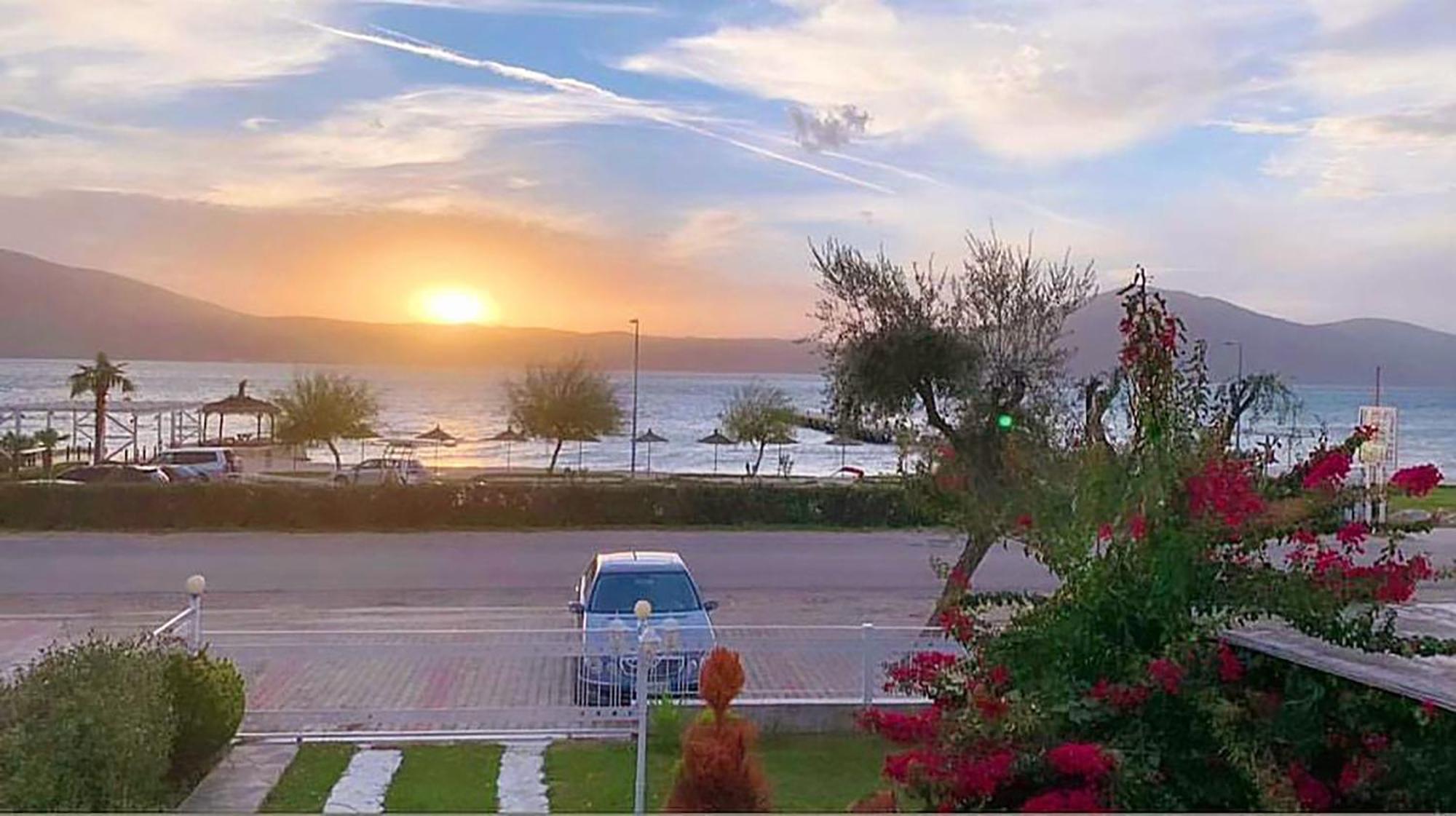 Vlorë Nili Hotel מראה חיצוני תמונה