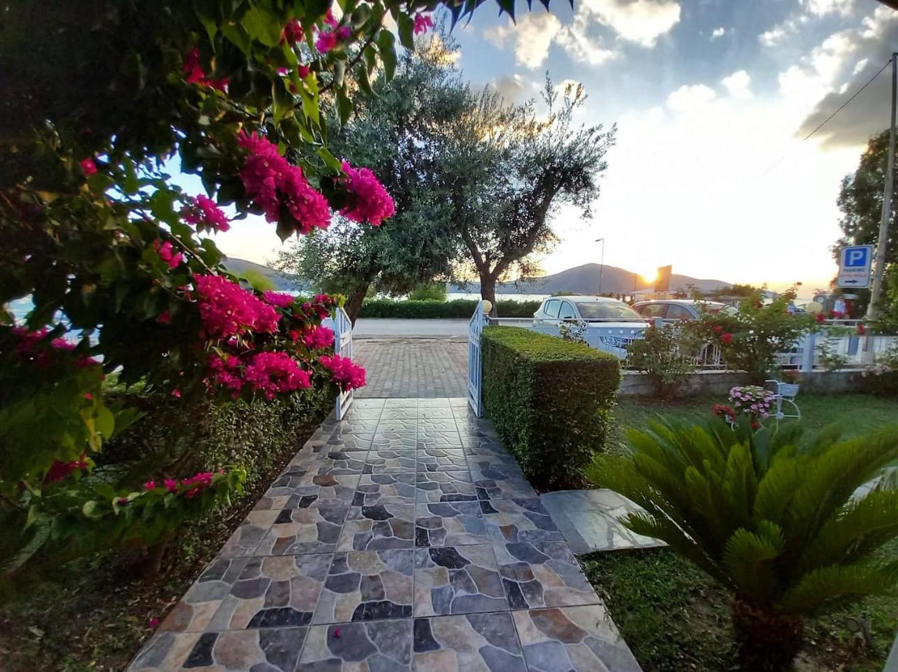 Vlorë Nili Hotel מראה חיצוני תמונה