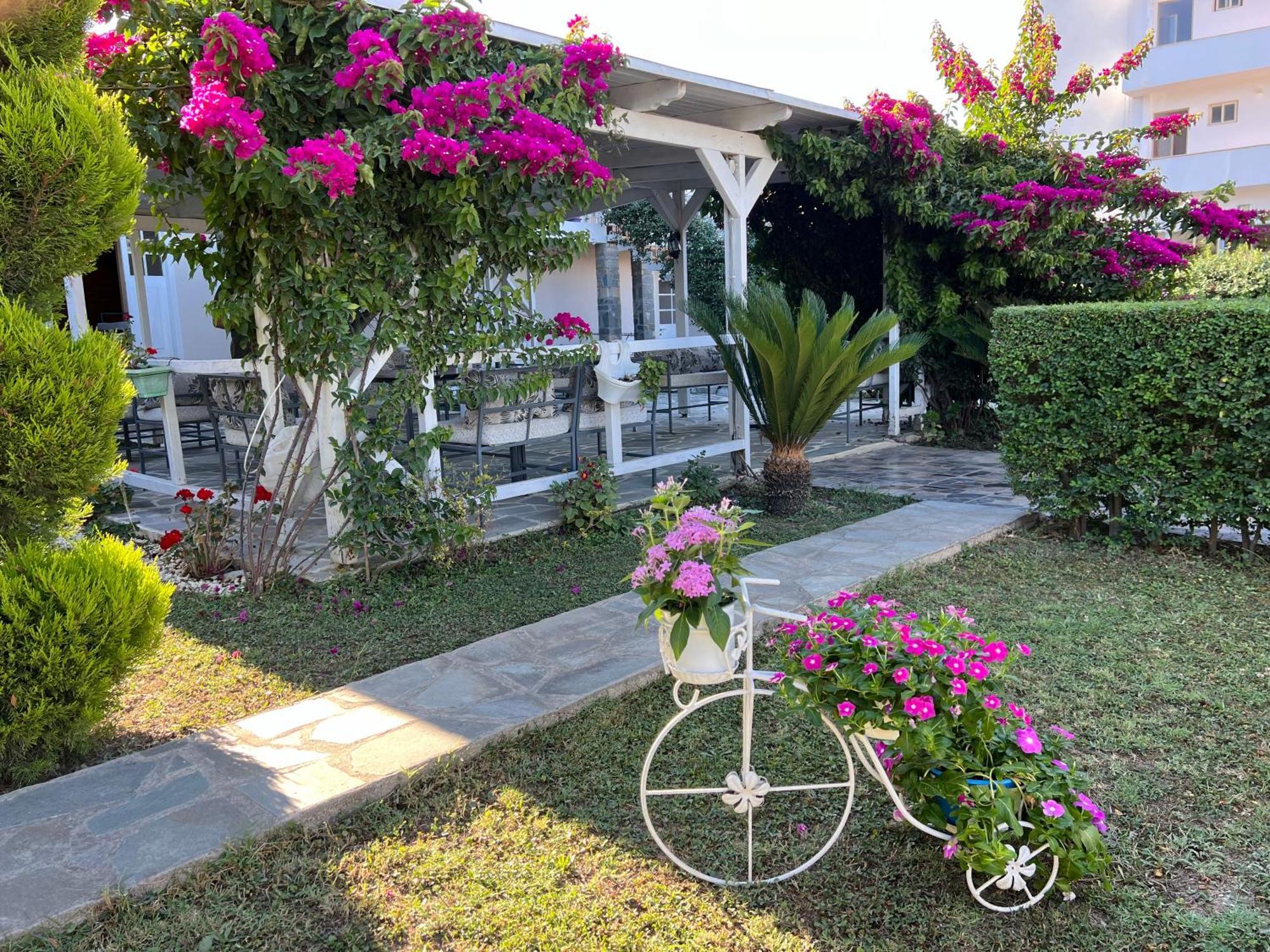 Vlorë Nili Hotel מראה חיצוני תמונה