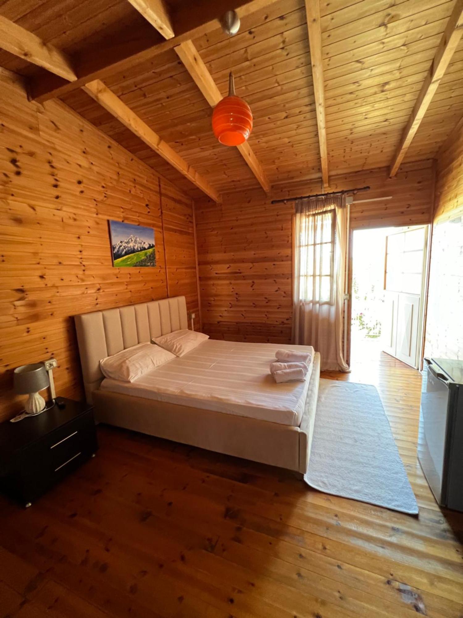 Vlorë Nili Hotel מראה חיצוני תמונה