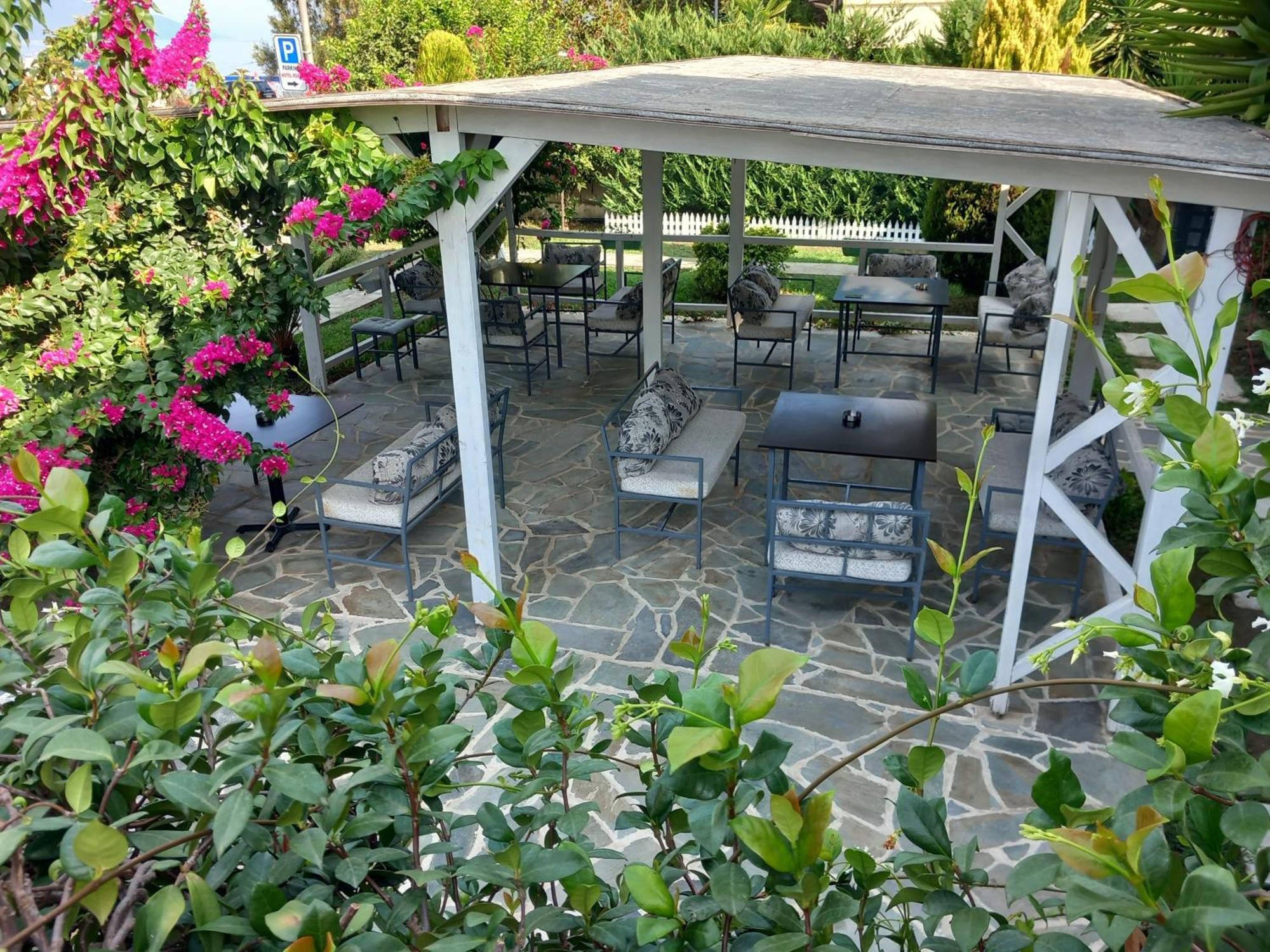 Vlorë Nili Hotel מראה חיצוני תמונה