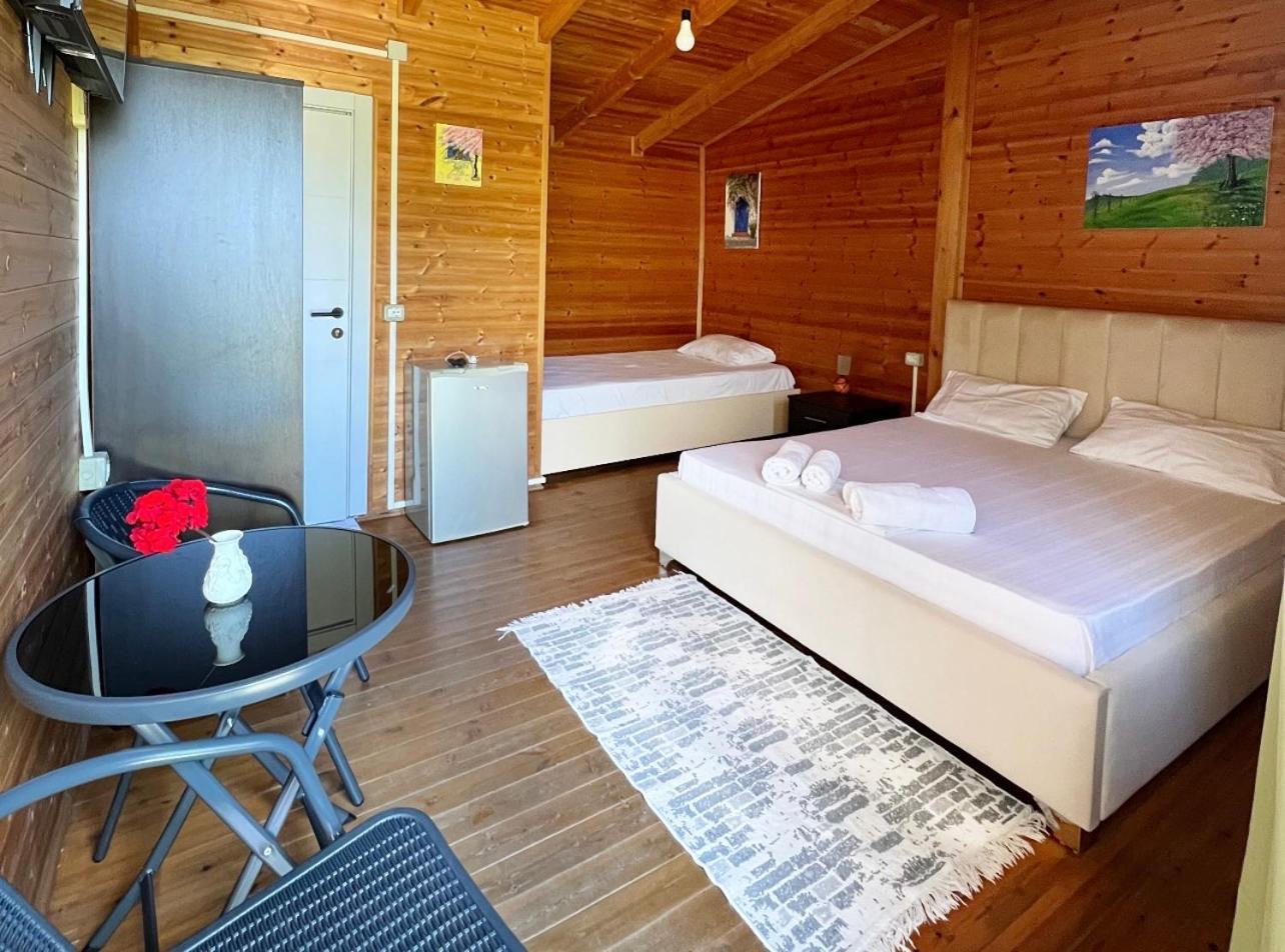 Vlorë Nili Hotel מראה חיצוני תמונה