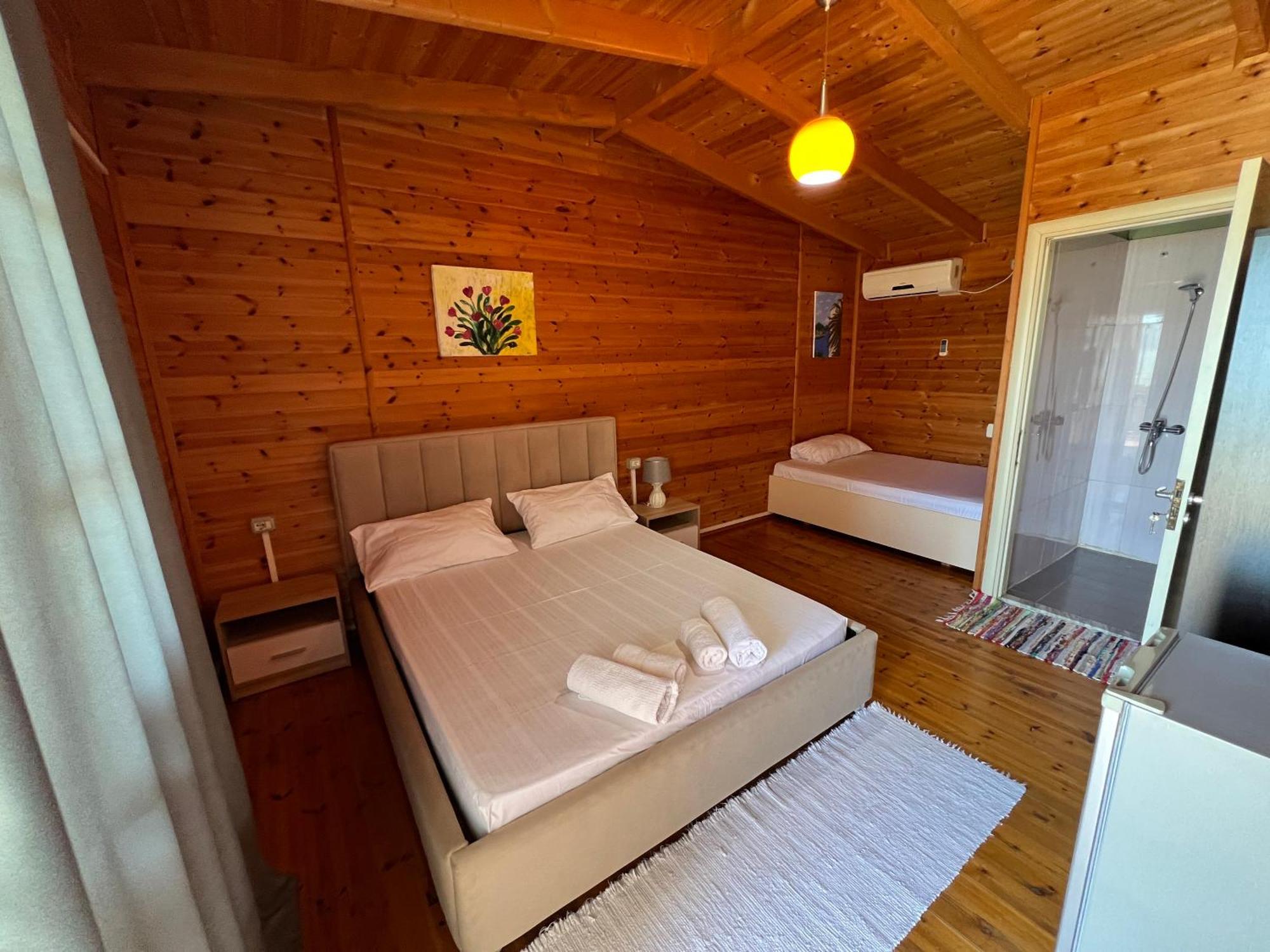 Vlorë Nili Hotel מראה חיצוני תמונה